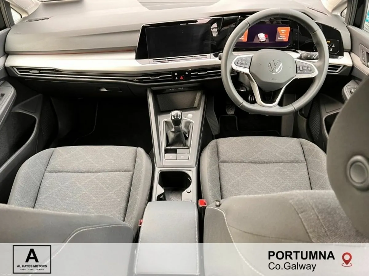 Volkswagen Golf 2023 LIFE 1.0 TSI 110BHP - Image 2