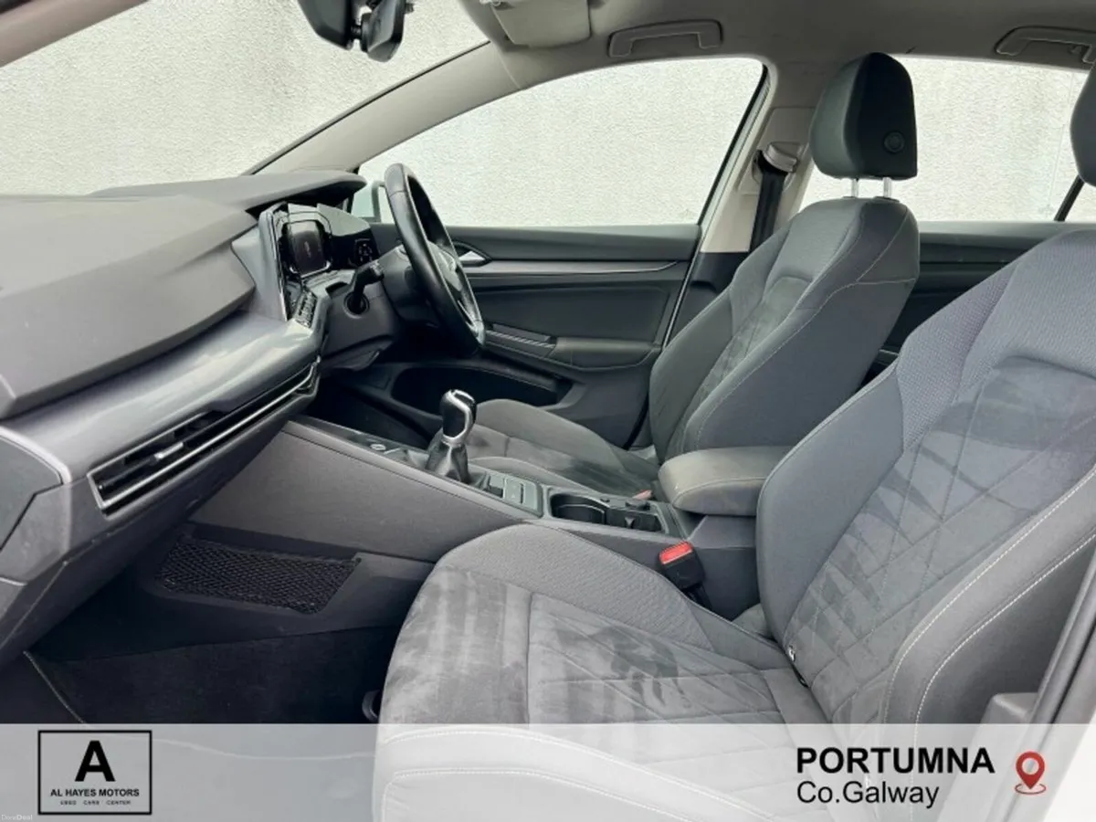 Volkswagen Golf 2020 STYLE 2.0 TDI 6SPEED 115BHP*N - Image 4