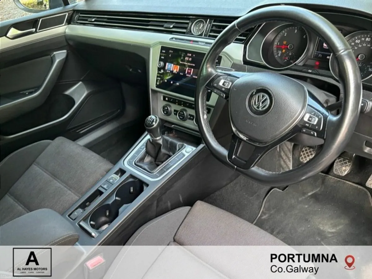 Volkswagen Passat SE BUSINESS BLUEMOTION 1.6TDI 12 - Image 2