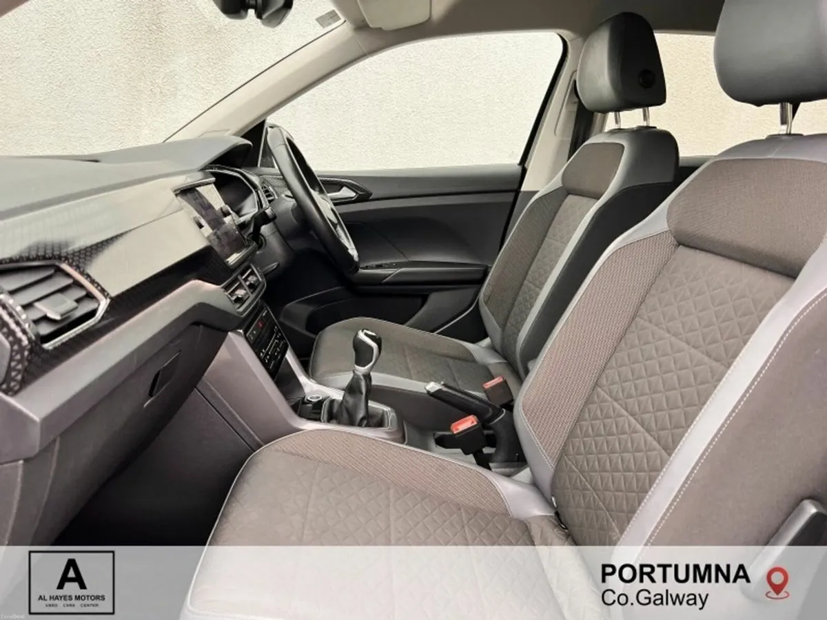 Volkswagen T-Cross 2022 STYLE 1.0 TSI 6SPEED 110BH - Image 4