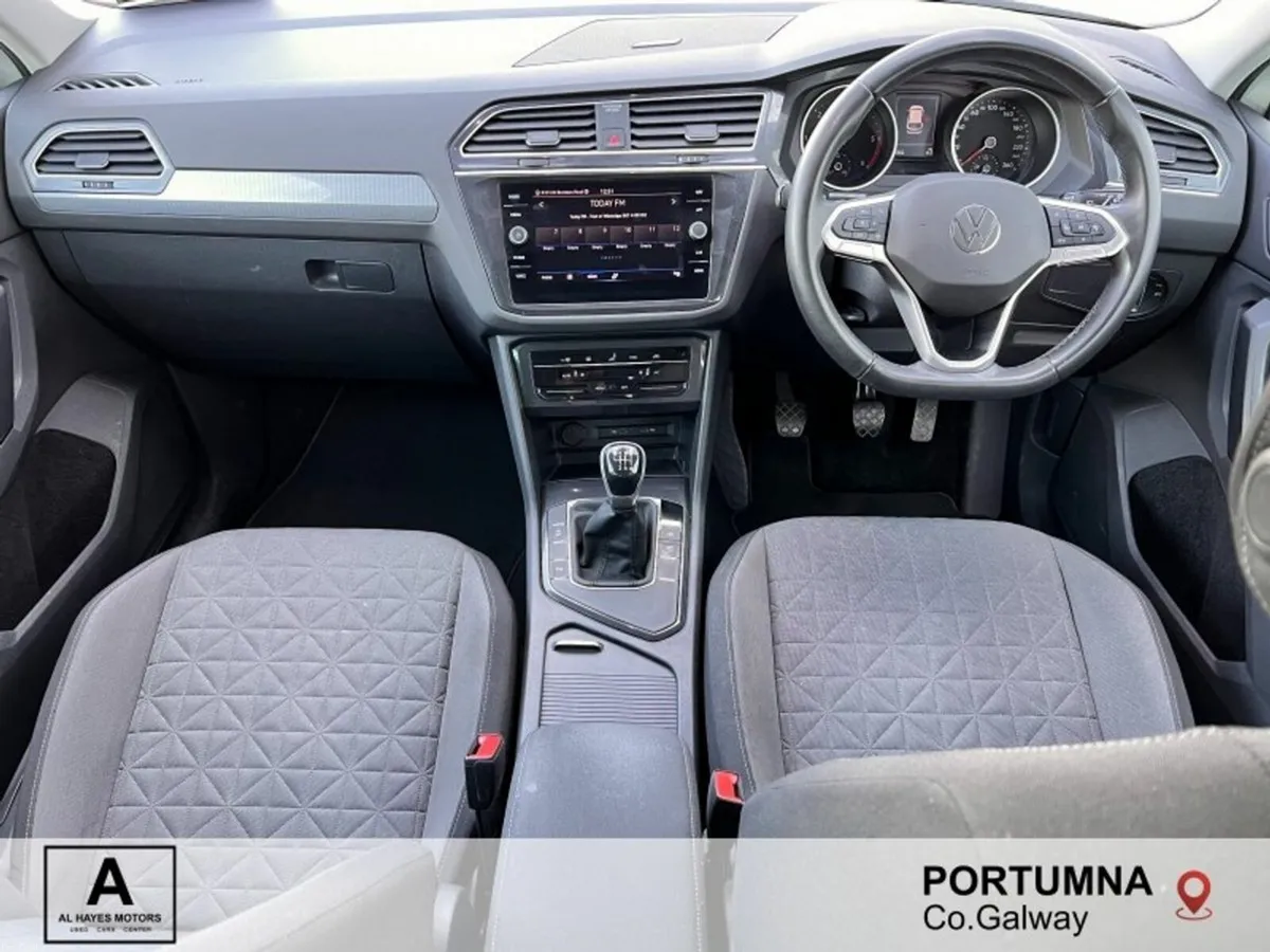 Volkswagen Tiguan 2023 LIFE 2.0 TDI 6SPEED 122BHP - Image 2