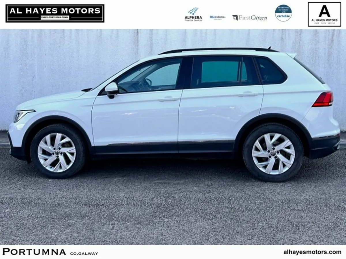 Volkswagen Tiguan 2023 LIFE 2.0 TDI 6SPEED 122BHP - Image 6