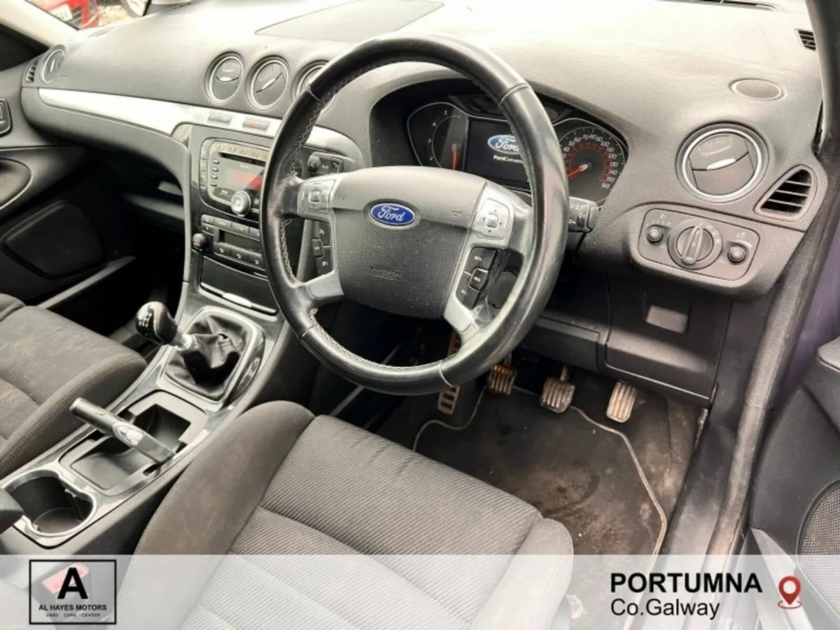 Ford S-Max 7 SEATER Titanium 2.0 TDCI 6SPEED 140BH - Image 6