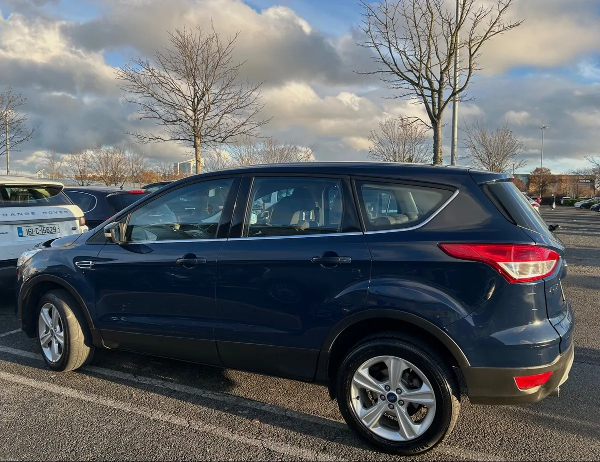 Ford Kuga 2016 Zetec (4 wheel drive) - Image 2