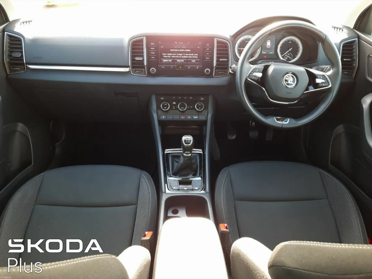 Skoda Karoq 2.0TDI 115HP Ambition - Image 3