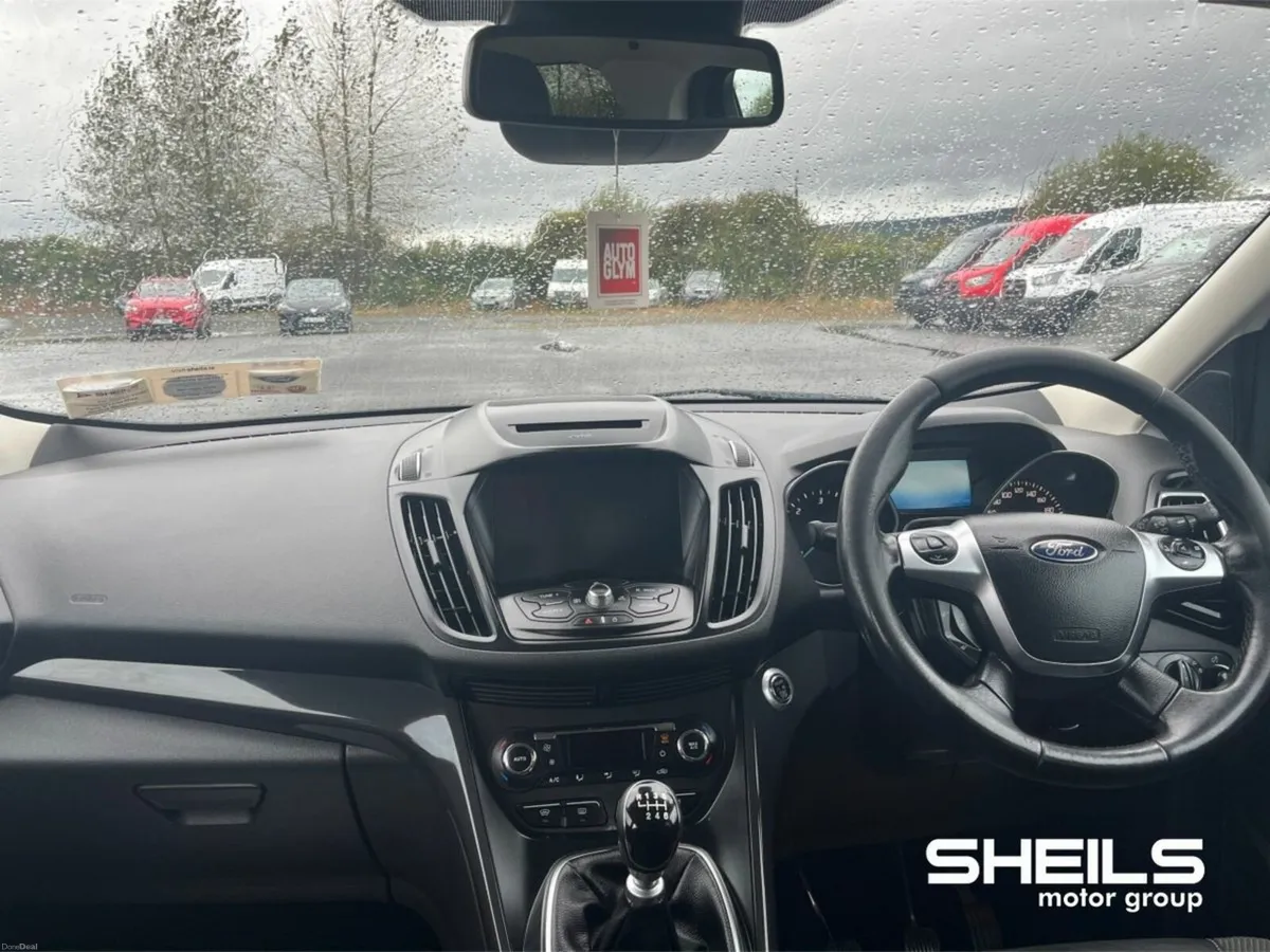 Ford Kuga 2.0TDCI 120PS Titanium - Image 3