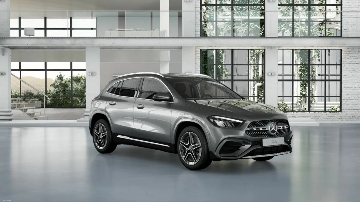 Mercedes-Benz GLA 250e AMG Line Executive PHEV Com - Image 1