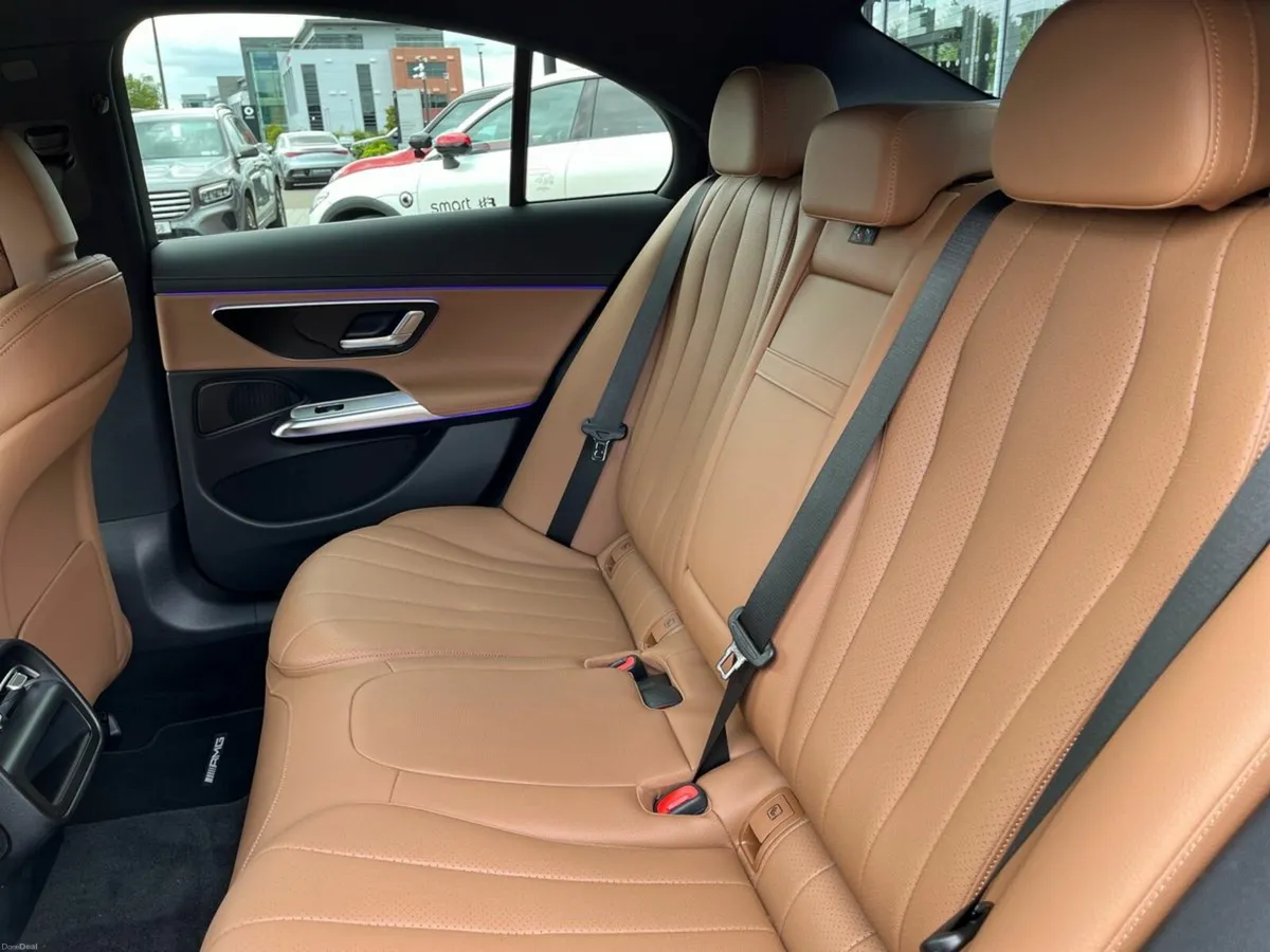 Mercedes-Benz E-Class E 300DE AMG Edition Plus - Image 4