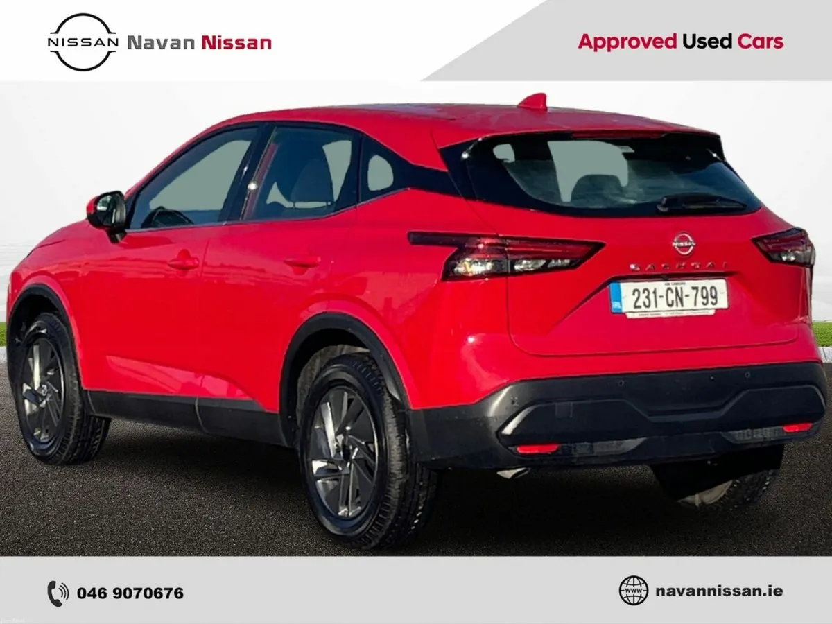 Nissan Qashqai 1.3i M/Hyb SV Auto *PRICE DROP* - Image 6