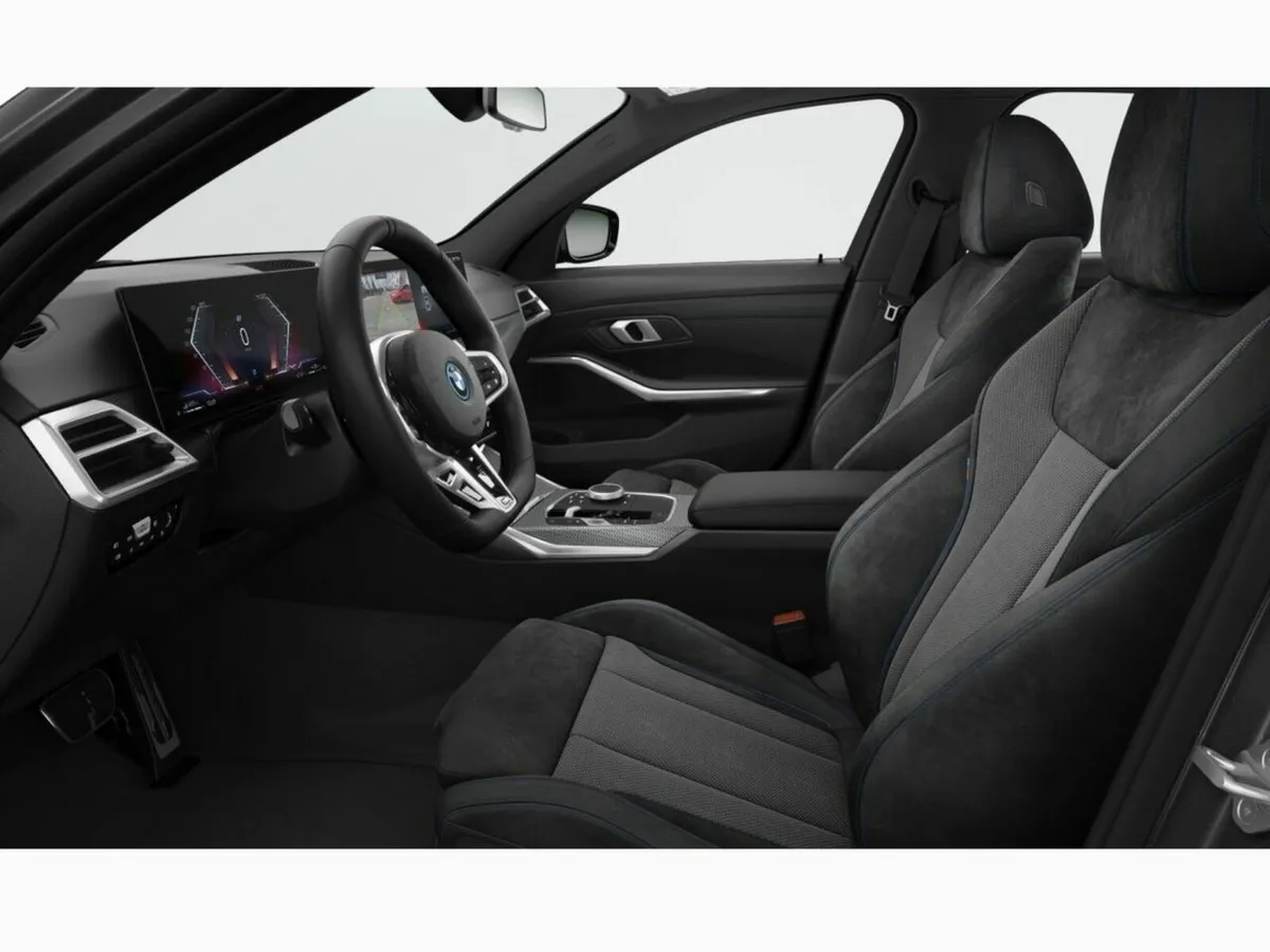 BMW 3-Series 330e M Sport - Image 4