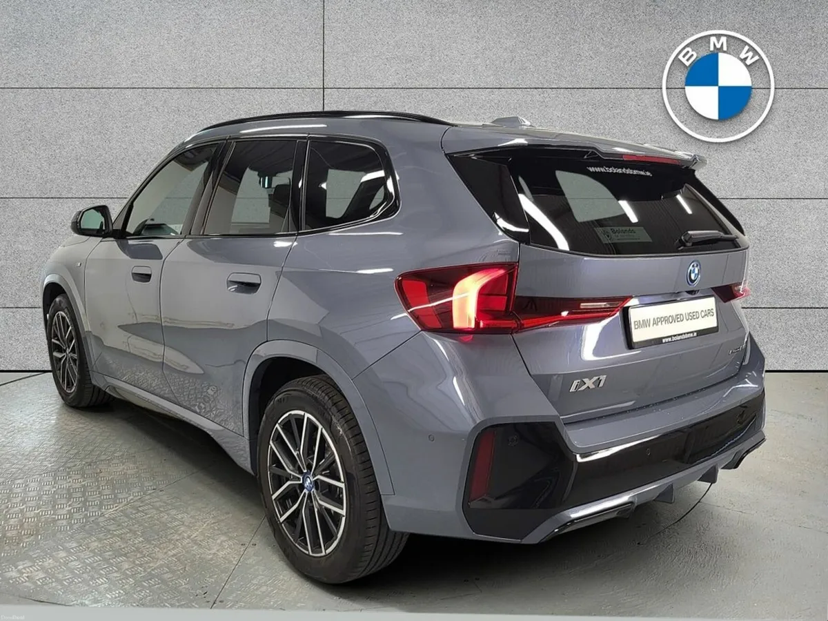 BMW iX1 eDrive20 M Sport - Image 3