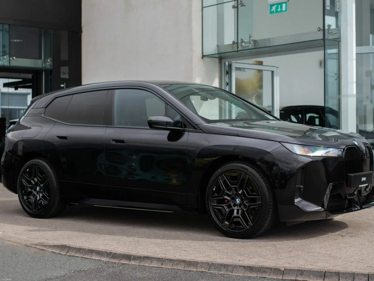 BMW iX xDrive45 - Image 3