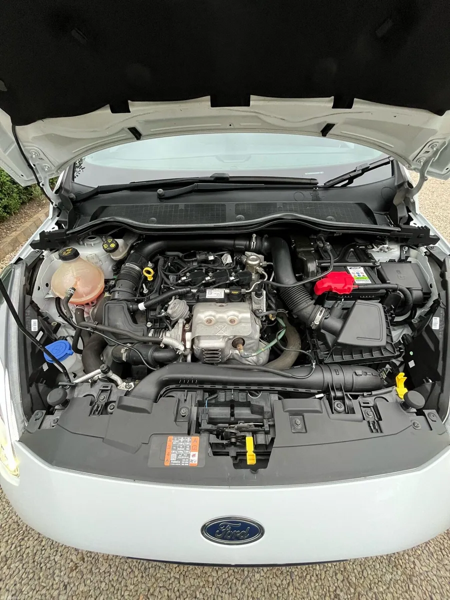 Ford Fiesta 1.0 T   ST Line   (125 bhp) - Image 4
