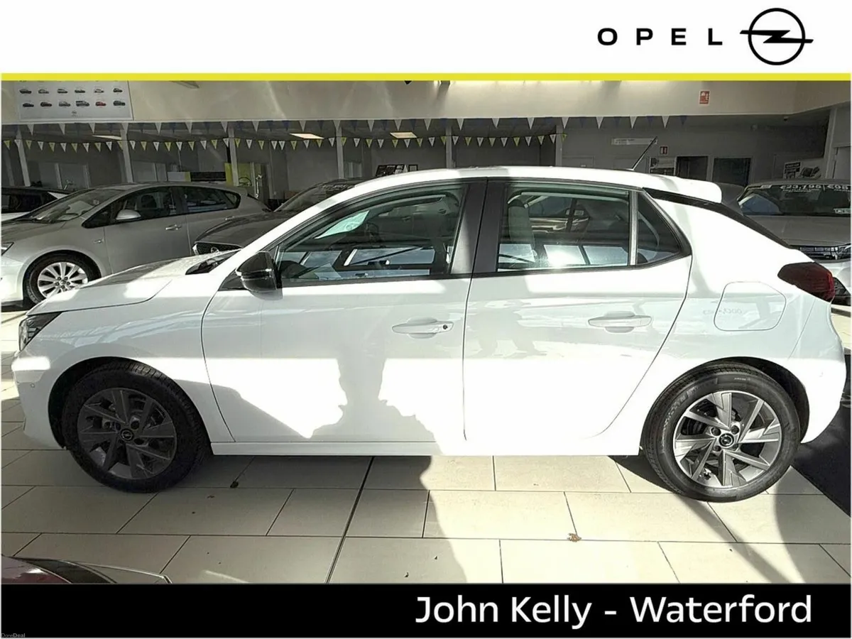 Opel Corsa Elegance 1.2i - Image 4