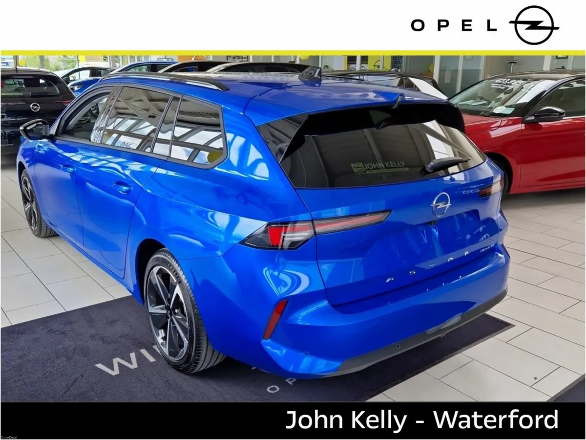 Opel Astra Elegance Tourer - Image 4