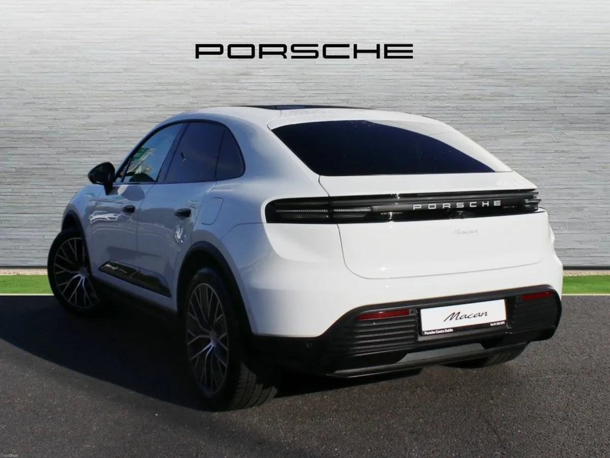 Porsche Macan Electric - Image 3
