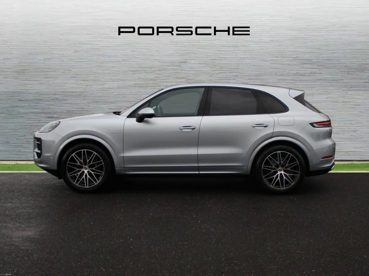 Porsche Cayenne E-Hybrid - Image 4