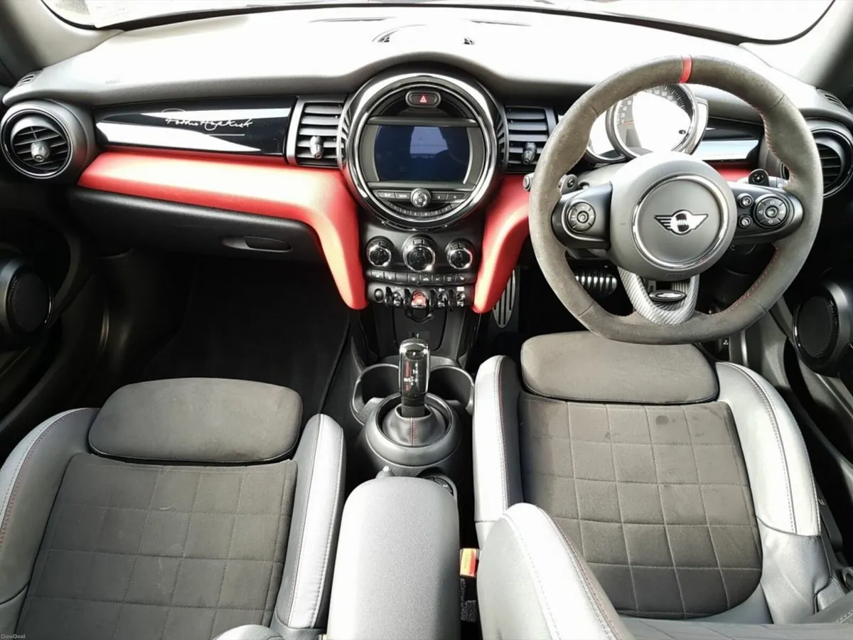 Mini Cooper Paddy Hopkirk Edition - Image 4