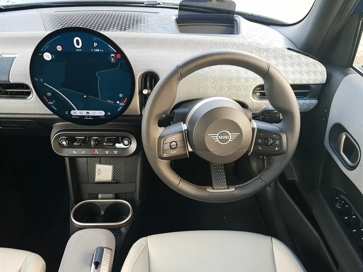 Mini Cooper Exclusive Level 1 - Image 5