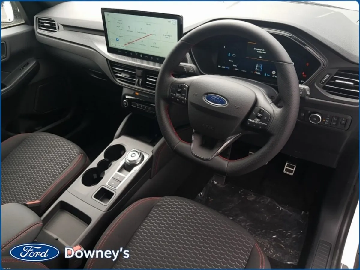 Ford Kuga ST-LINE 2.5 PETROL HYBRID AUTOMATIC - Image 4