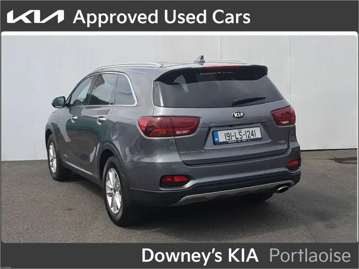 Kia Sorento 2.2 TD 7-SEATER - Image 3