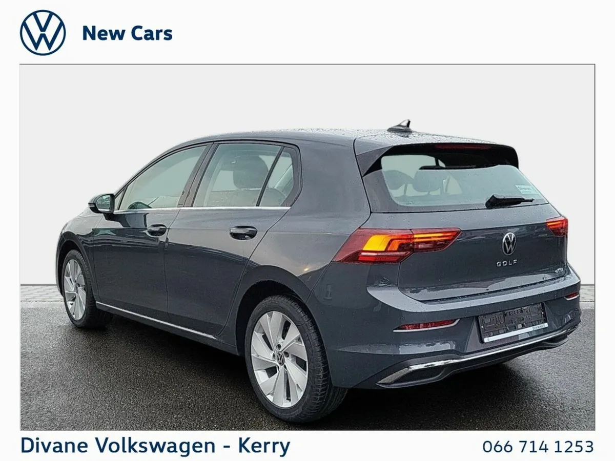 Volkswagen Golf AUTO STYLE 1.5 PETROL HYBRID MHEV - Image 2
