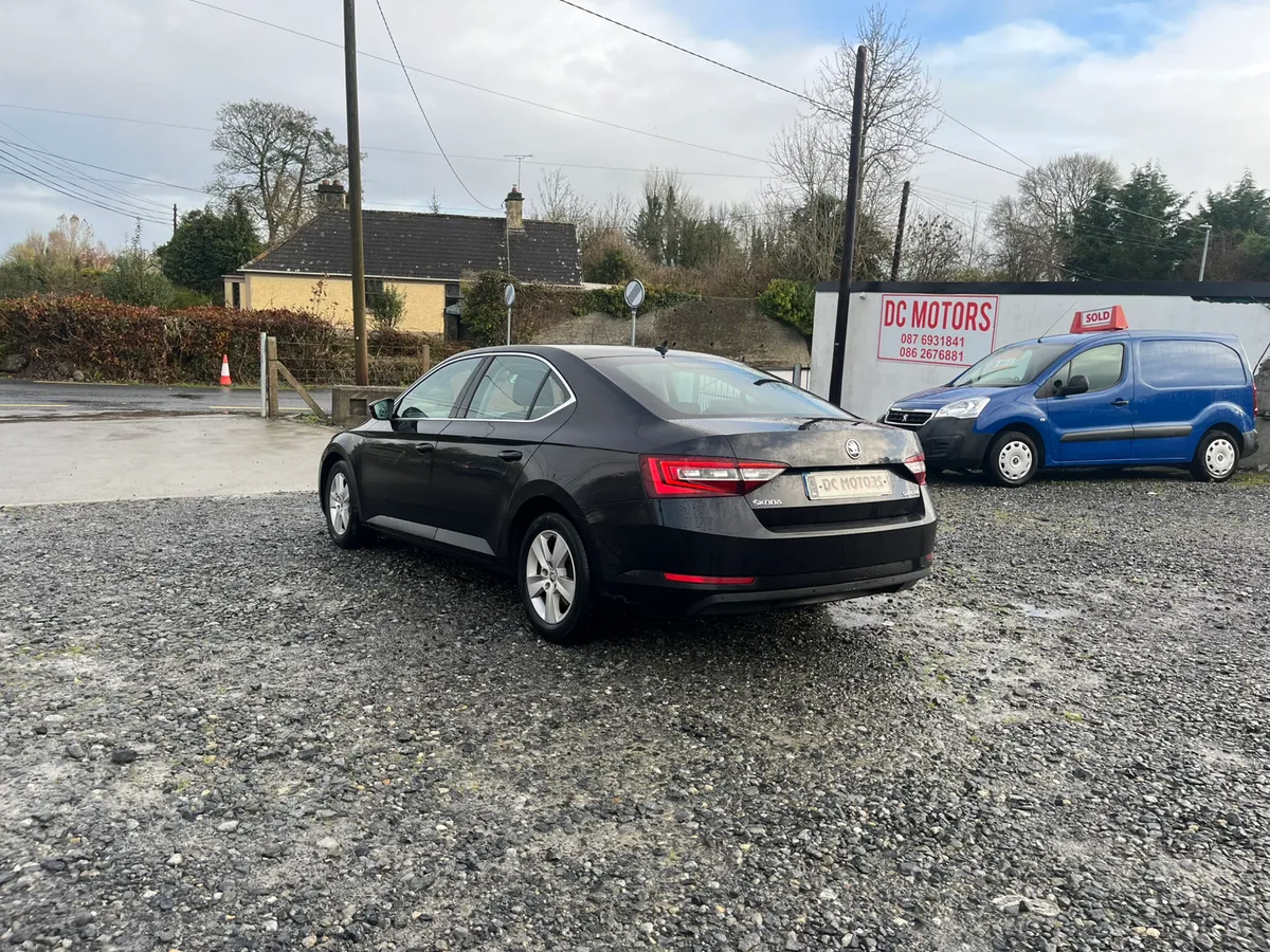 2017 Skoda Superb *AUTOMATIC * Diesel - Image 2