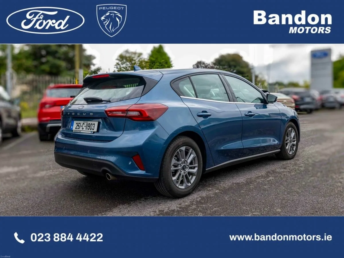 Ford Focus 2025 Ford Focus Titanium 1.0L EcoBoost - Image 3