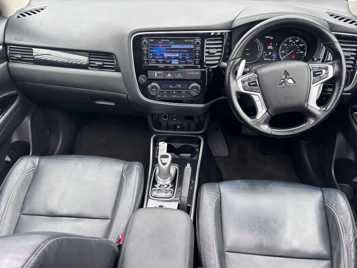 Mitsubishi Outlander 2.0  PHEV 200BHP  / HIGH SPEC - Image 3