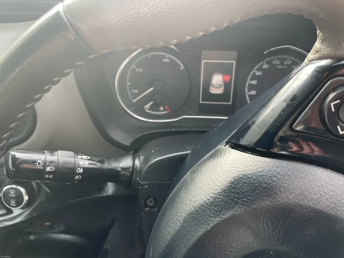 Toyota Yaris - Image 3