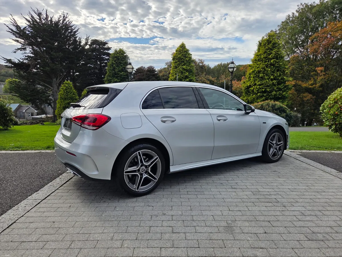 2021 Mercedes A250e AMG Premium 1.3 Hybrid Auto - Image 4