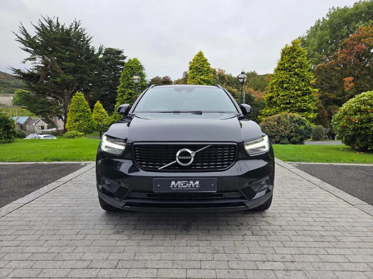 2020 Volvo XC40 1.5 T5 Recharge PHEV R DESIGN 5DR - Image 2