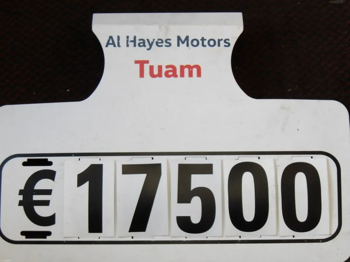 Volkswagen Golf 1.6 TDI 115HP SPORTS - Image 3