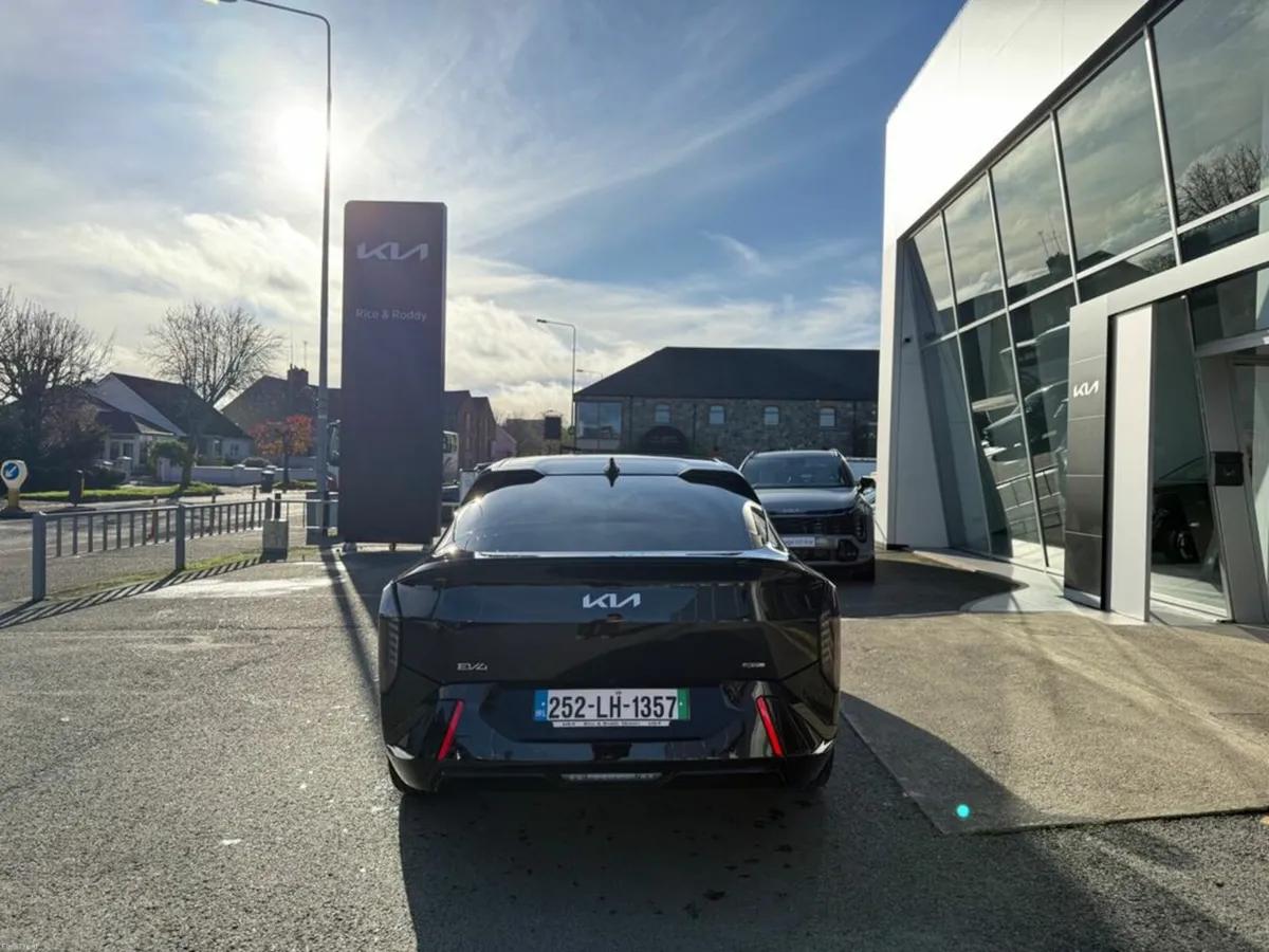 Kia EV4 DEMO EV4 Fastback GT Line LR 4DR - Image 2