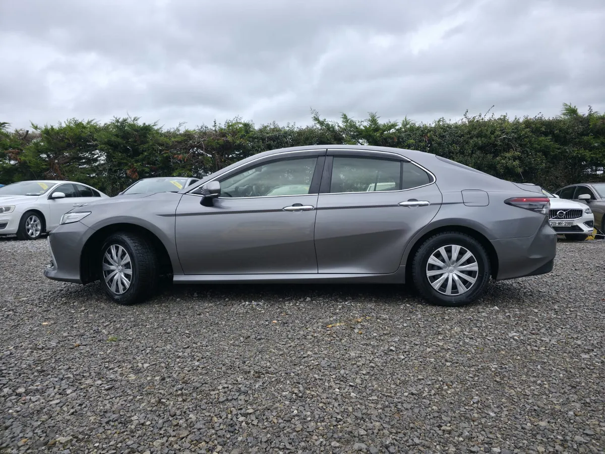 🏷️ 2022 Toyota Camry HV X | 2.4L Hybrid Petrol - Image 2