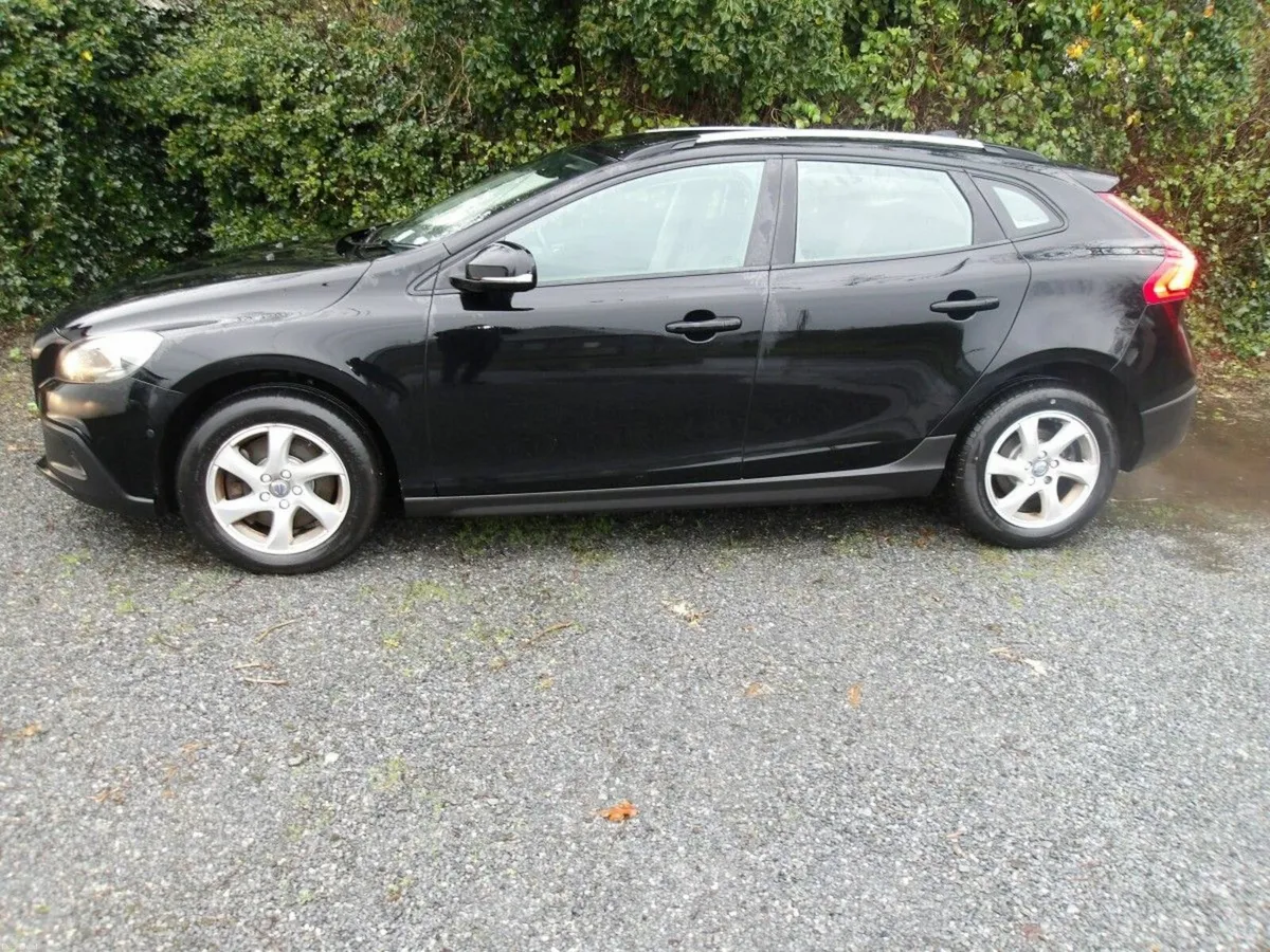 Volvo V40 CROSS COUNTRY D2 SE 2.0TDI 6SPEED *FULL - Image 1