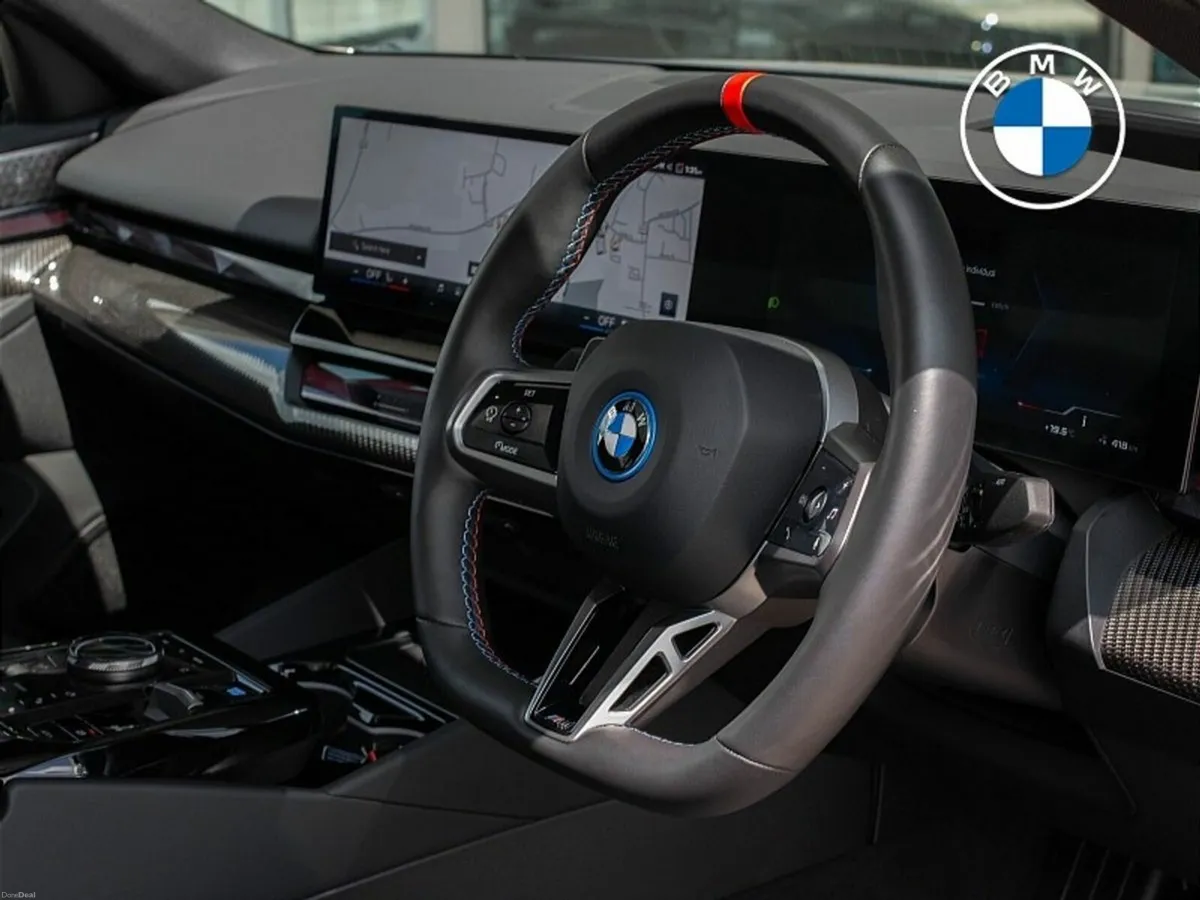 BMW i5 M60 xDrive - Image 4