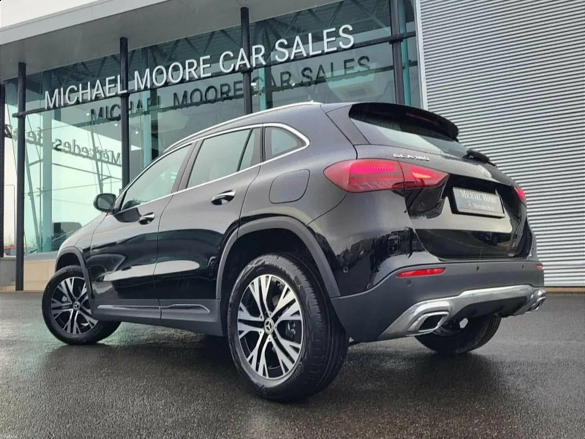 Mercedes-Benz GLA GLA180 PROGRESSIVE PLUS AUTO - Image 3