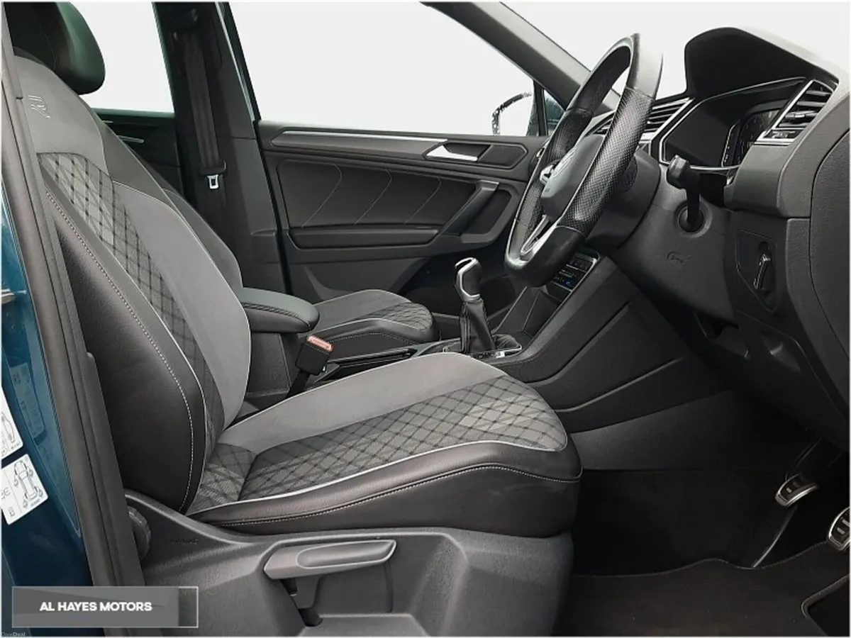 Volkswagen Tiguan **SPORT PACK**R-LINE**2.0 TDI 15 - Image 4