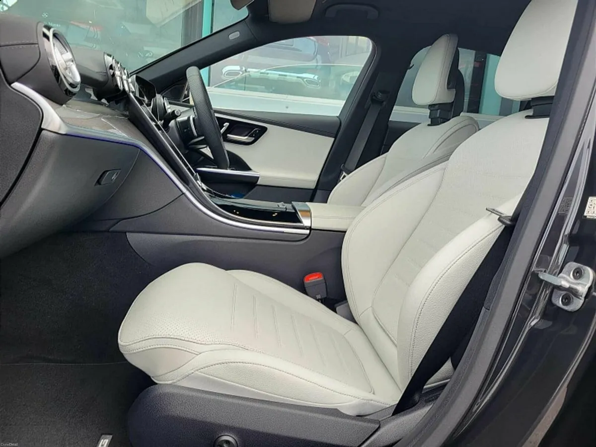 Mercedes-Benz C-Class C200d AMG LINE PLUS EDITION - Image 6