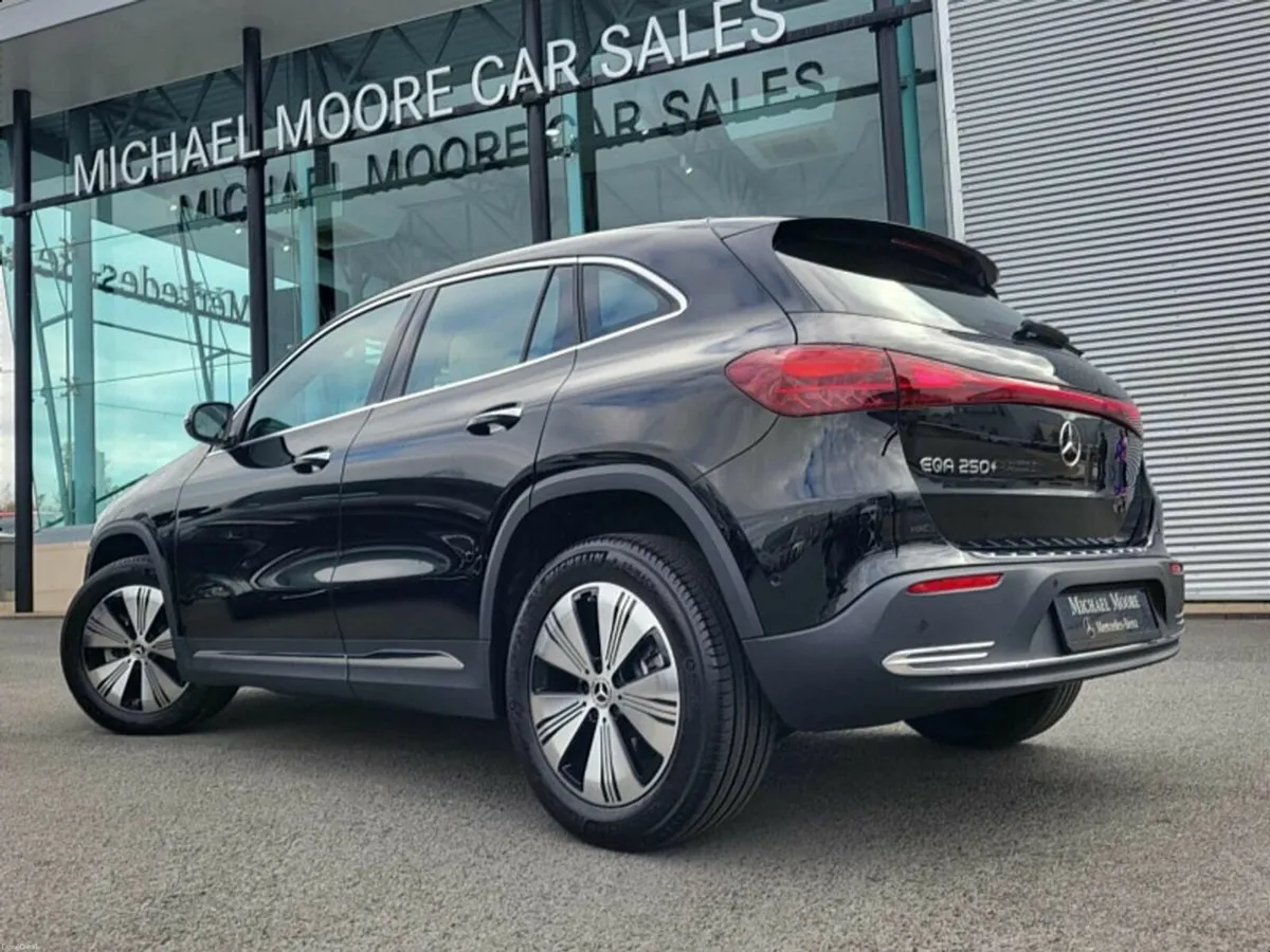 Mercedes-Benz EQA EQA250+ PROGRESSIVE AUTO - Image 3