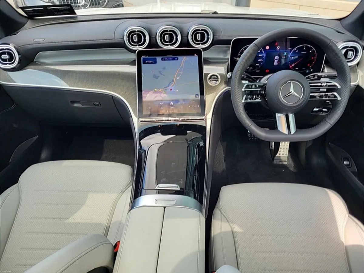 Mercedes-Benz GLC GLC220d 4MATIC AMG LINE PLUS AUT - Image 4