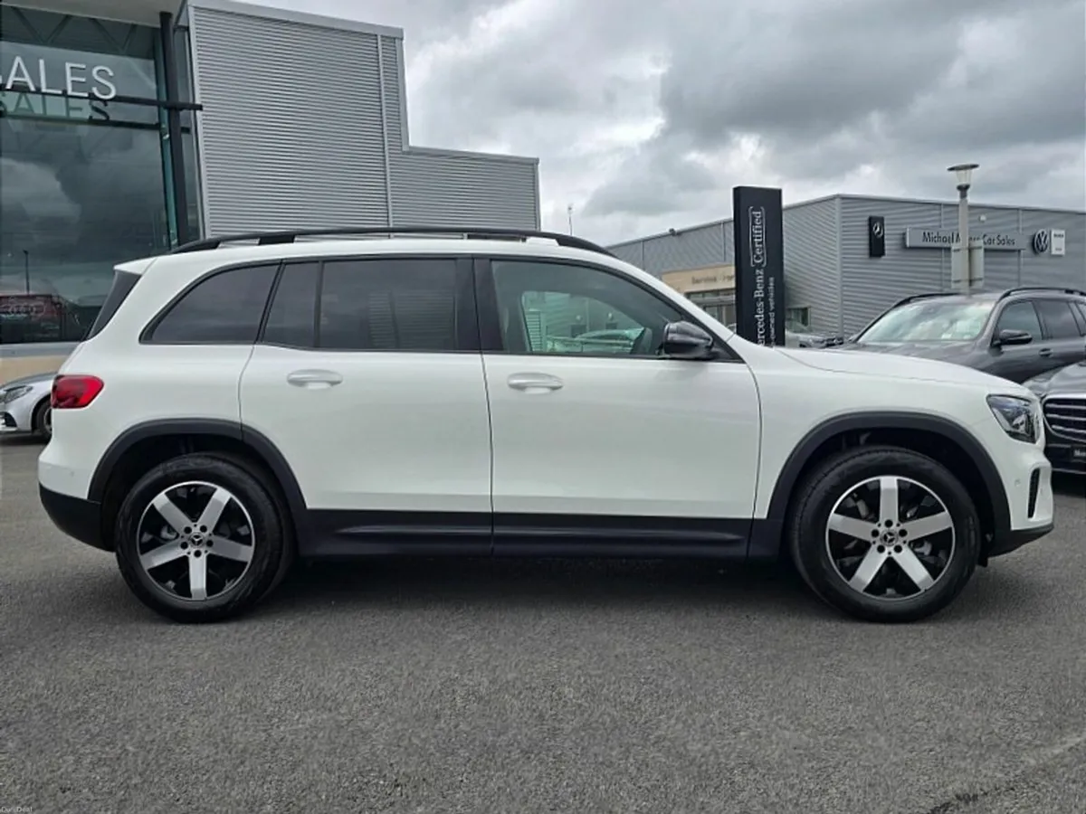 Mercedes-Benz GLB GLB200d PROGRESSIVE AUTO *(7 SEA - Image 5