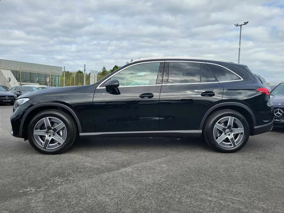 Mercedes-Benz GLC GLC220d 4MATIC AMG LINE PLUS - Image 5