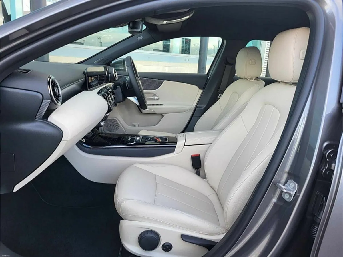 Mercedes-Benz A-Class A180 PROGRESSIVE AUTO - Image 6