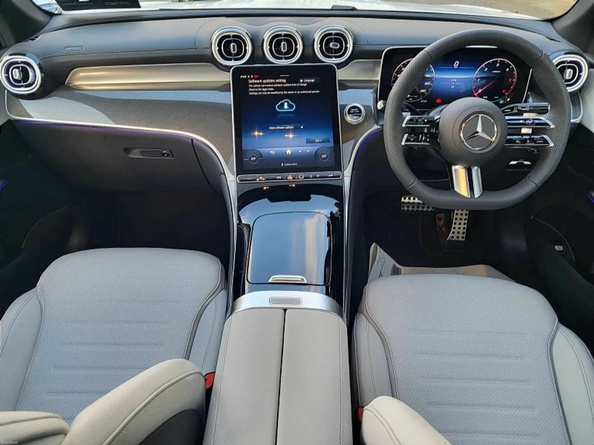 Mercedes-Benz GLC GLC220d 4MATIC AMG LINE PLUS AUT - Image 4