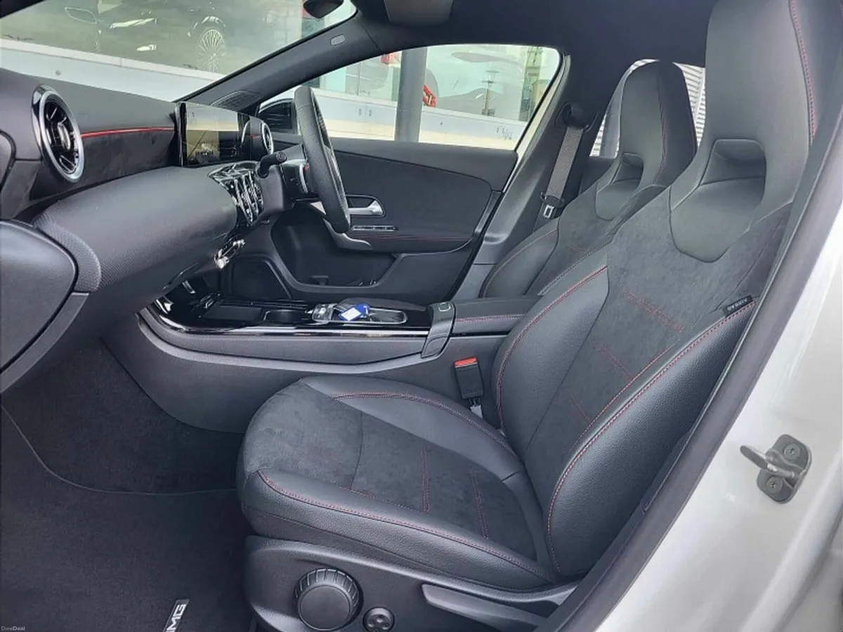 Mercedes-Benz A-Class A180 AMG LINE AUTO *(NIGHT P - Image 6