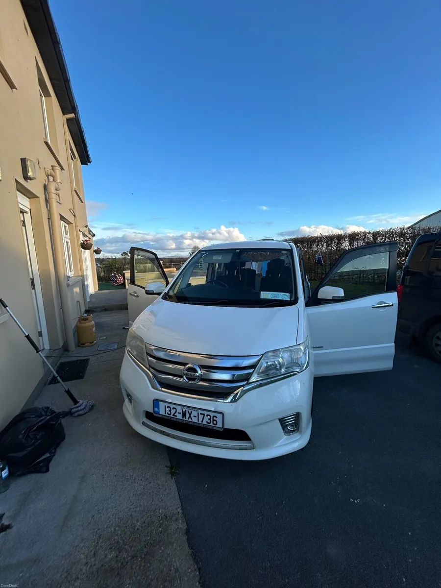 Nissan Serena 2013 - Image 1