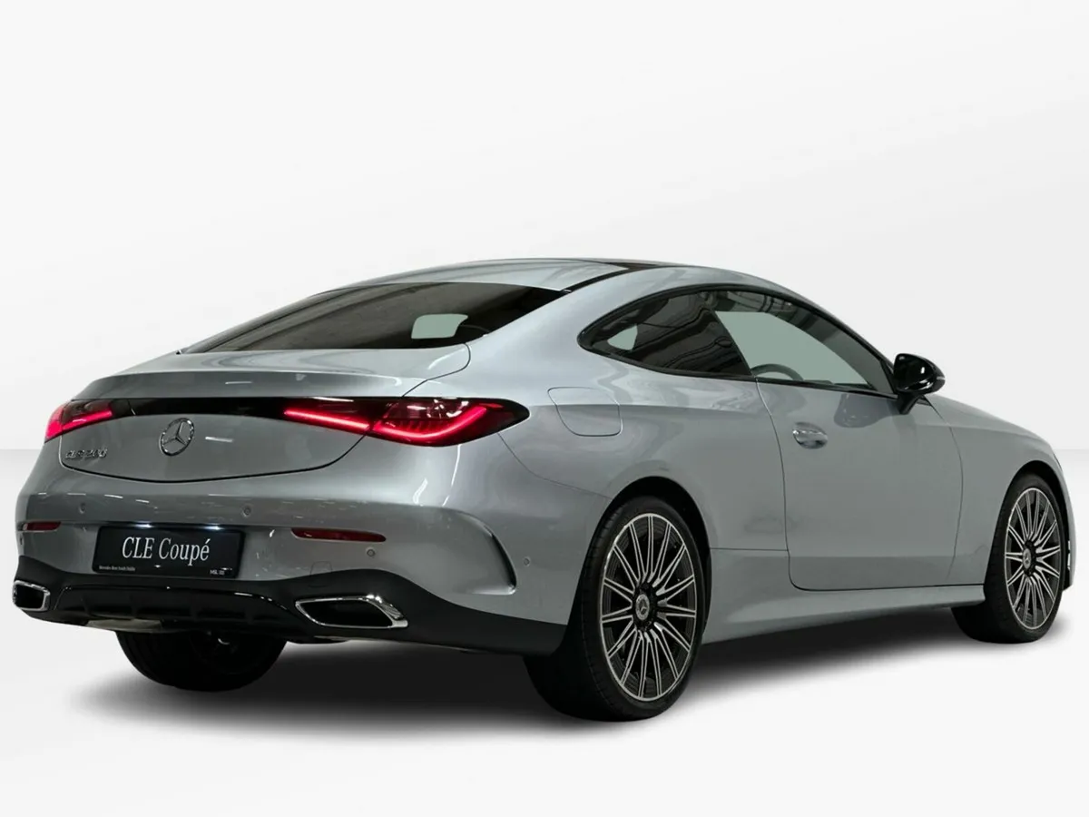 Mercedes-Benz CLE CLE200 Coupe AMG Line + - Image 3