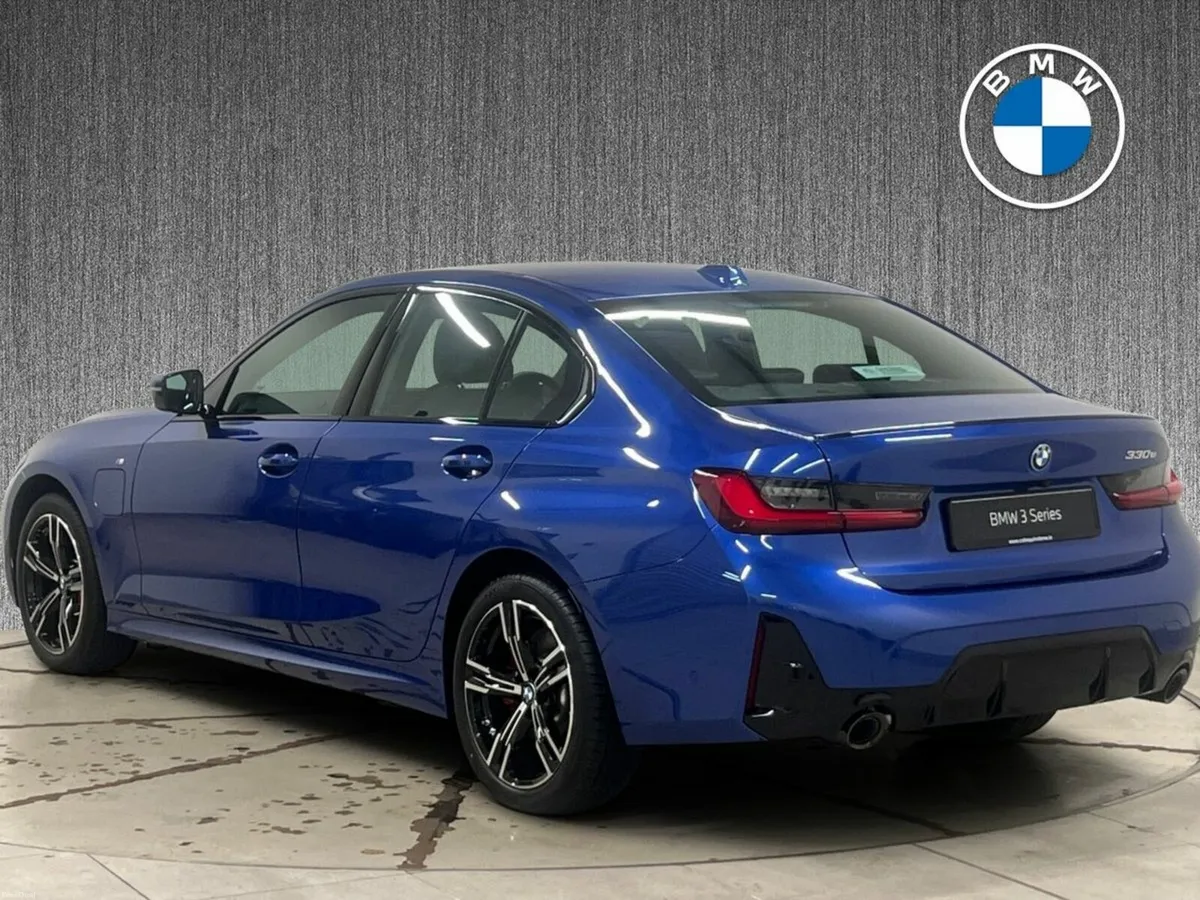 BMW 3-Series 330e M Sport LCI2 PRO / COMFORT PACK - Image 3